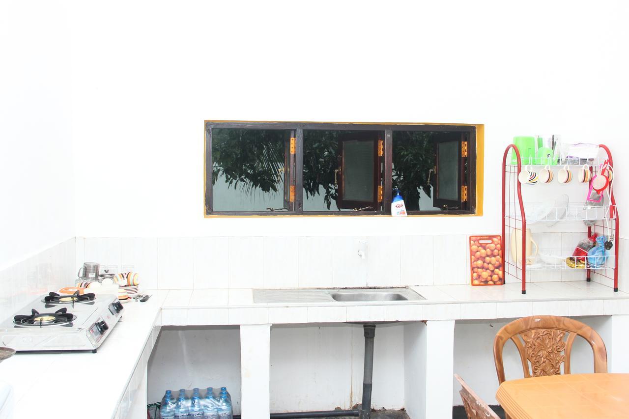 Villa Palm Breeze Polhena Buitenkant foto