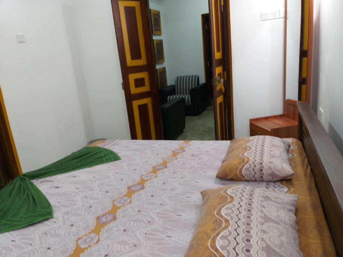 Villa Palm Breeze Polhena Buitenkant foto
